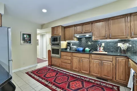 23 Spring Hill Dr, Mariemont, OH 45227 photo 11