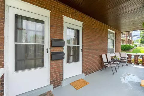 2757 Madison, Cincinnati, OH 45209 photo 3