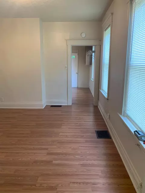 1409 Cedar Ave, Cincinnati, OH 45224 photo 3