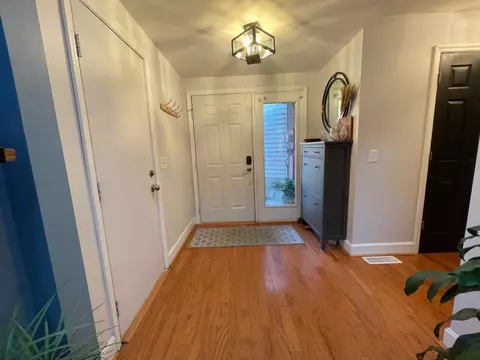 1031 Windsor St, Cincinnati, OH 45206 photo 3