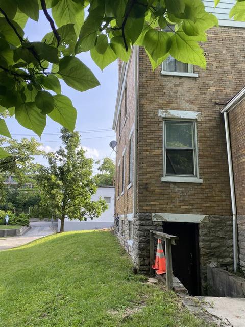 435 Mcgregor Ave, Cincinnati, OH 45206 photo 3