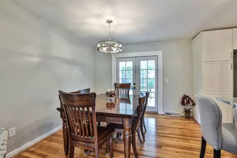 6655 Michael Dr, Cincinnati, OH 45243 photo 9