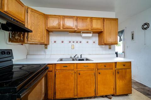 1044 Wellspring Dr, Cincinnati, OH 45231 photo 7