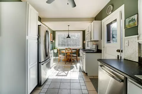 9 Avon Fields Pl, Cincinnati, OH 45229 photo 17