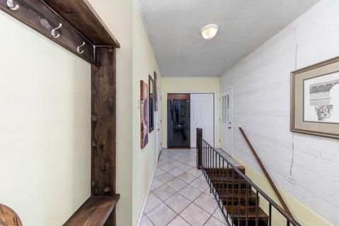 911 Garnoa Dr, Cincinnati, OH 45231 photo 25