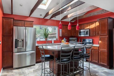 911 Garnoa Dr, Cincinnati, OH 45231 photo 10