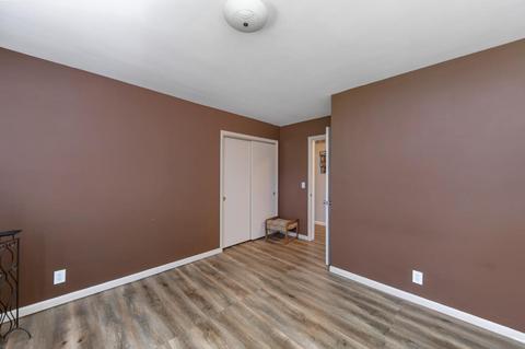 911 Garnoa Dr, Cincinnati, OH 45231 photo 16