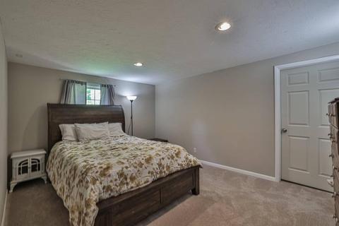 7368 Commonwealth Dr, Cincinnati, OH 45224 photo 20