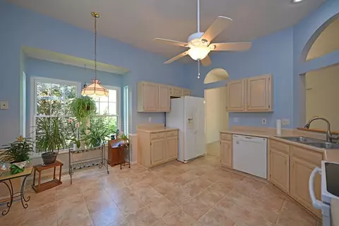 10469 Springrun Dr, Cincinnati, OH 45231 photo 11