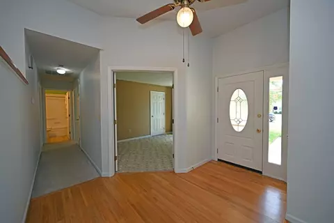 10469 Springrun Dr, Cincinnati, OH 45231 photo 4