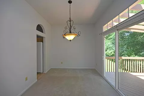 10469 Springrun Dr, Cincinnati, OH 45231 photo 9
