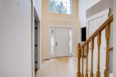 4641 Hampton Pointe Dr, Cincinnati, OH 45248 photo 3