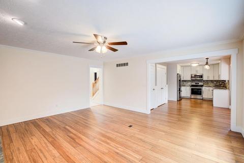 4641 Hampton Pointe Dr, Cincinnati, OH 45248 photo 9