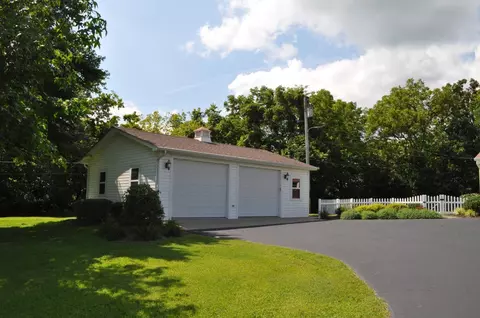 111 Sunset Blvd, Georgetown, OH 45121 photo 4