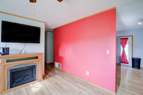 554 Berry Ct, Cincinnati, OH 45244 photo 7