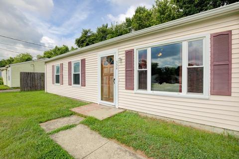554 Berry Ct, Cincinnati, OH 45244 photo 3