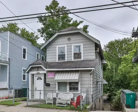 155 Warner St, Cincinnati, OH 45219 photo 1