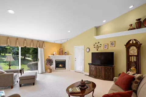 5779 Sidney Rd, Cincinnati, OH 45233 photo 6