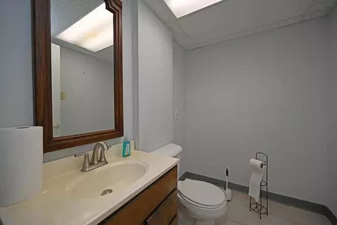 3166 Lancer Ln, Cincinnati, OH 45239 photo 32
