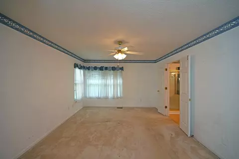 3166 Lancer Ln, Cincinnati, OH 45239 photo 17