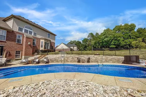 7044 Vail Ct, Cincinnati, OH 45247 photo 35