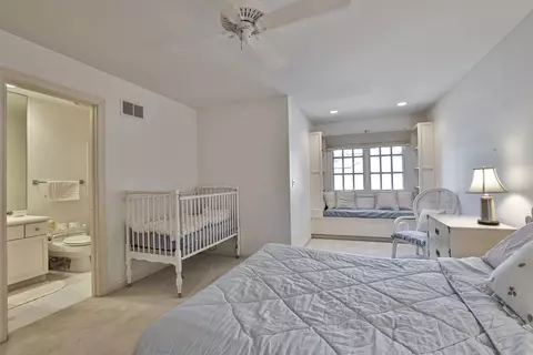9 Hampton Ln, Cincinnati, OH 45208 photo 27
