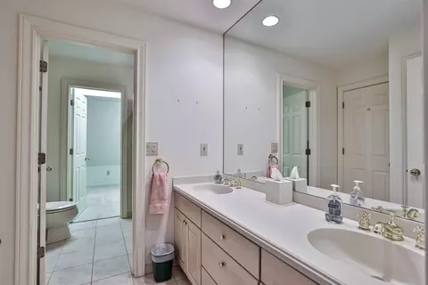 9 Hampton Ln, Cincinnati, OH 45208 photo 33