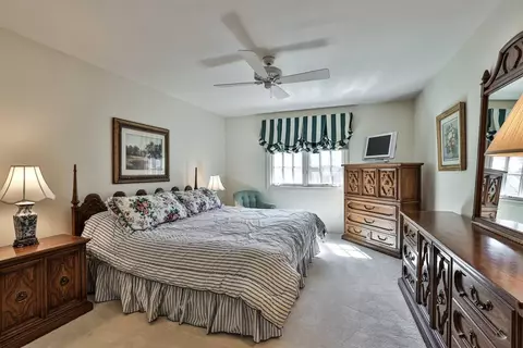 9 Hampton Ln, Cincinnati, OH 45208 photo 25