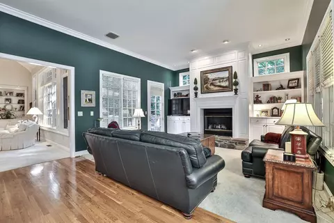 9 Hampton Ln, Cincinnati, OH 45208 photo 7