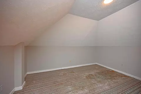 5627 Bramble, Cincinnati, OH 45227 photo 39
