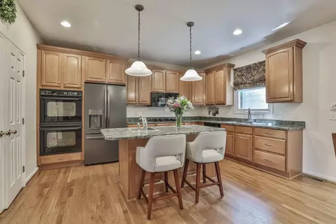 535 Clemray Dr, Cincinnati, OH 45231 photo 11