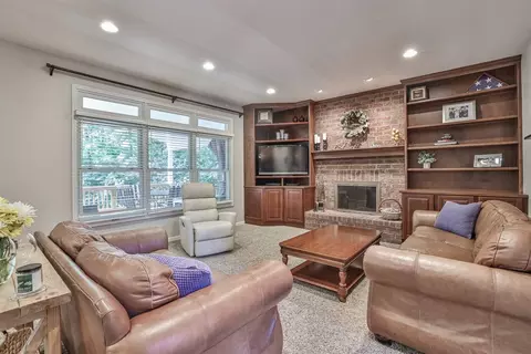 535 Clemray Dr, Cincinnati, OH 45231 photo 7