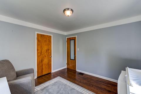 368 Ingram Rd, Greenhills, OH 45218 photo 25