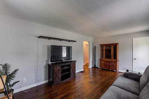 368 Ingram Rd, Greenhills, OH 45218 photo 6