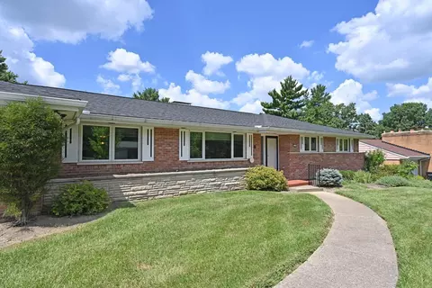 2939 Timbercrest Dr, Cincinnati, OH 45238 photo 3
