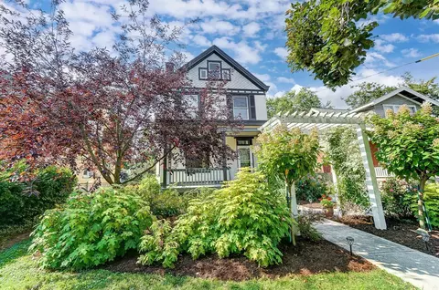 1653 Marlowe Ave, Cincinnati, OH 45224 photo 2