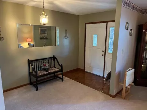 237 Lynette Ct, Monroe, OH 45050 photo 2