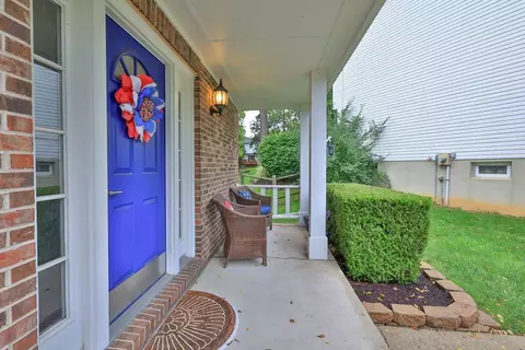 2209 Hunt Ct, Maineville, OH 45039 photo 4