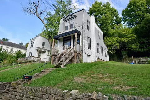 3740 Edgar St, Cincinnati, OH 45204 photo 2