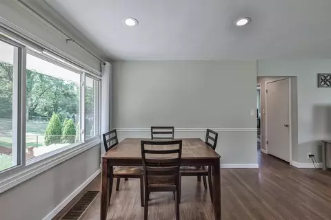 312 Ingram Rd, Greenhills, OH 45218 photo 9