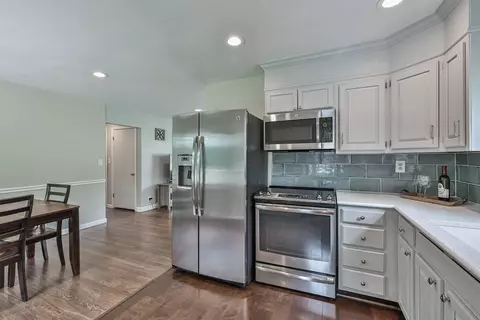 312 Ingram Rd, Greenhills, OH 45218 photo 12
