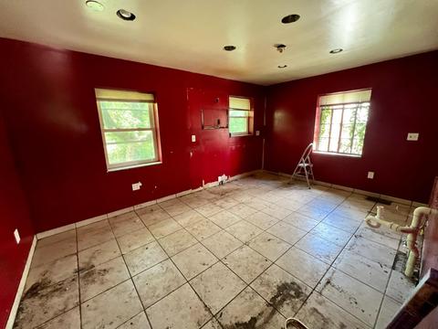 3935 Farrell Dr, Cincinnati, OH 45211 photo 6