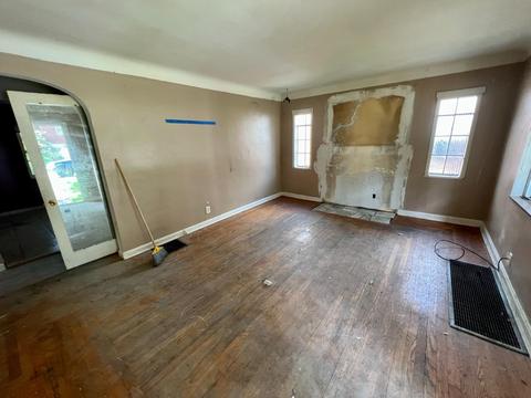 3935 Farrell Dr, Cincinnati, OH 45211 photo 4