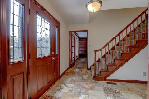 8782 Redcloud Ct, Cincinnati, OH 45249 photo 4