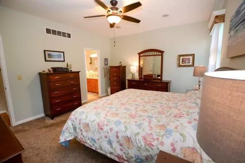 332 Red Cedar Ct, Hamilton Township, OH 45039 photo 21