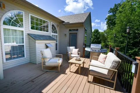 332 Red Cedar Ct, Hamilton Township, OH 45039 photo 34