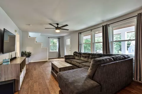 6920 Buckingham Pl, Cincinnati, OH 45227 photo 5