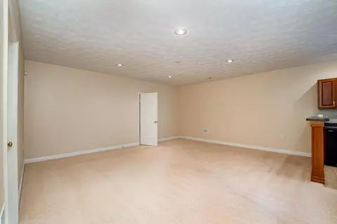 8225 Abbott Ln, Cincinnati, OH 45249 photo 25