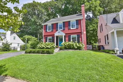 3816 Settle Rd, Mariemont, OH 45227 photo 2