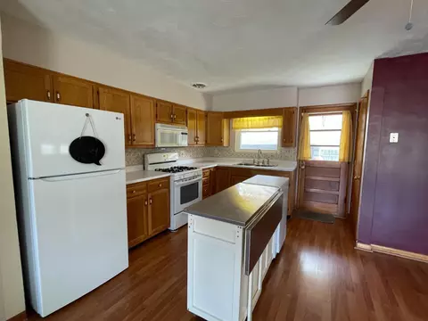 1905 Sunset Dr, Hamilton, OH 45013 photo 3